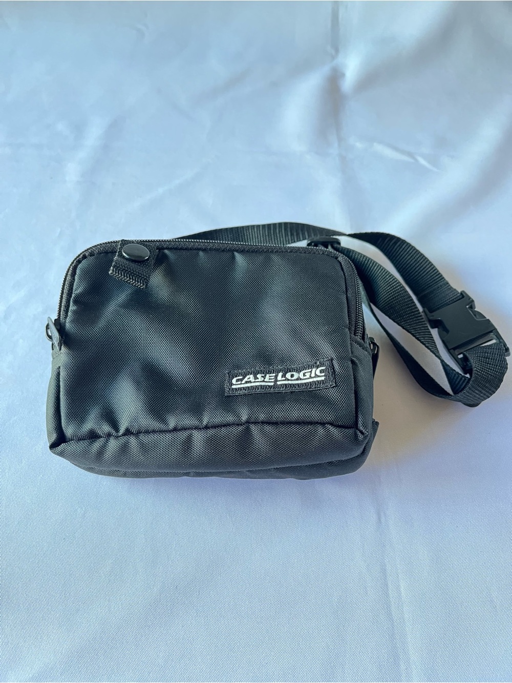 Vintage Case Logic Padded CD Player Crossbody Bag Y2K Techwear Utility Pouch
